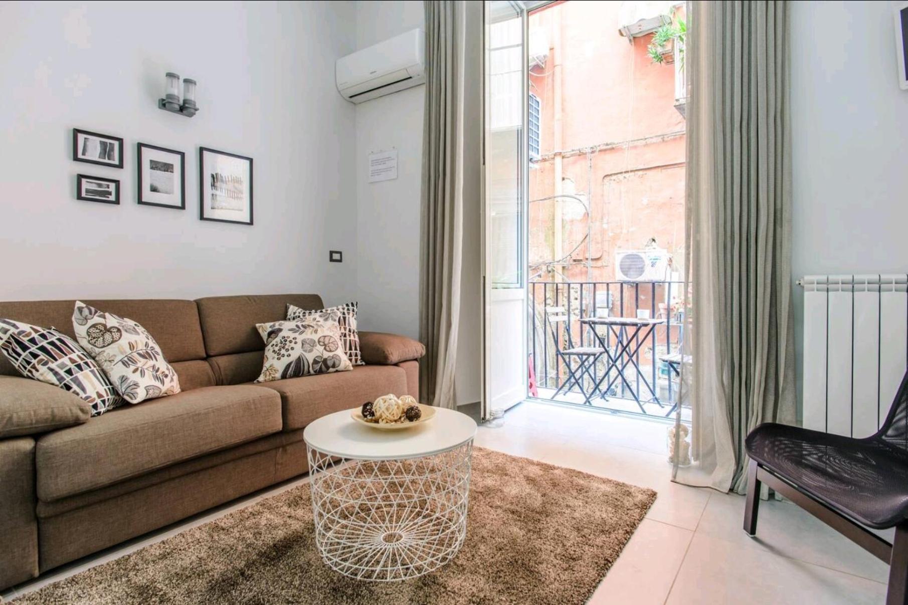 Charlotte House Apartman Nápoly Kültér fotó